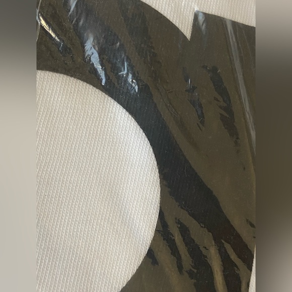 Men's adidas Essentials Giant Logo Tee White with Black logo *RUNS 1 SIZE LARGE* - Picture 11 of 14